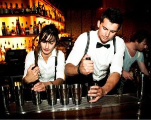 Ajudante de Bar - Preparo de bebidas - Rio de Janeiro 