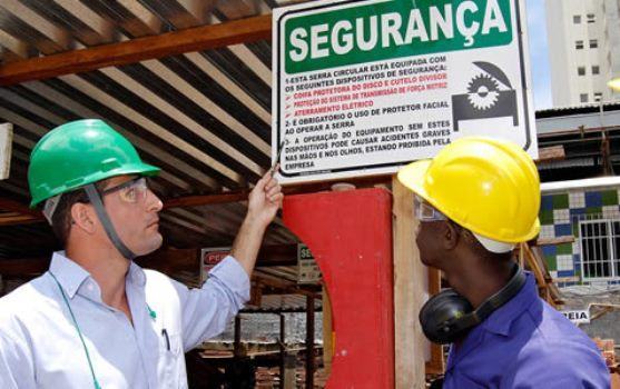 Auxiliar Técnico - Controle de estoque - Rio de Janeiro 