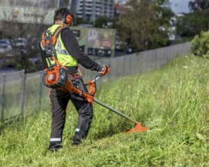 Operador de Roçadeira - Responsável por zelar pela manutenção- Rio de Janeiro 