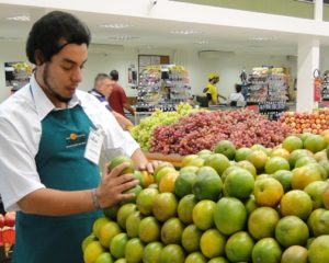 Repositor de Hortifruti - Zelar pela qualidade da arrumação - Rio de Janeiro 