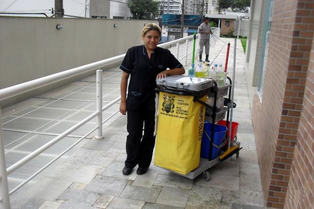Auxiliar de Serviços Gerais - Trabalhar em equipe - Rio de Janeiro 