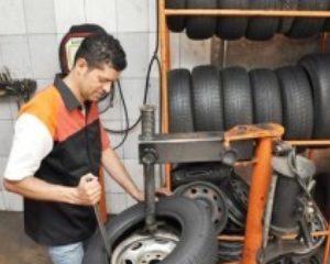 Borracheiro - Conhecimento em diversos tipos de carros - Rio de Janeiro 