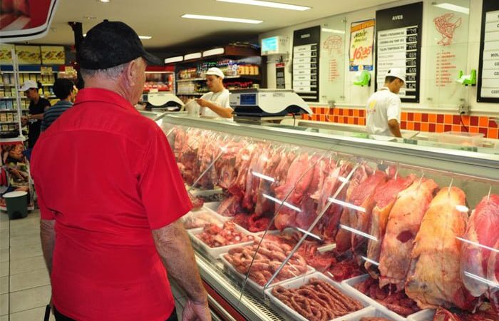 Ajudante de Serralheria, Açougueiro - R$ 1.447,23 - Ter disponibilidade de horário, conhecer tipos de carnes diversos - Rio de Janeiro 