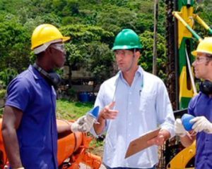 Ajudante de Mecânico, Segurança do Trabalho - R$ 1.900,00 - Trabalhar em equipe, ser comunicativo - Rio de Janeiro 