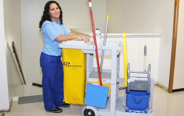 Auxiliar de Serviços Gerais, Operador de Máquinas - R$ 1.400,00 - Atuar na limpeza geral, ser dinâmico - Rio de Janeiro 
