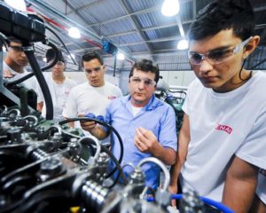 Auxiliar Administrativo, Técnico em Mecânica - R$ 1.730,77 -  Ter conhecimentos em informática, lidar bem com o público - Rio de Janeiro 