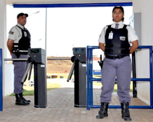 Mecânico de Refrigeração, Vigilante - R$ 2.160,00 - Atuar na manutenção de equipamentos frigoríficos, ser proativo - Rio de Janeiro 