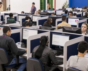 Analista de Oficina, Telemarketing -  R$ 1.766,23 - Ter disponibilidade de horário, ser dinâmico - Rio de Janeiro 