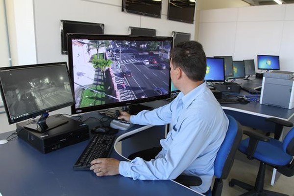 Operador de CFTV, Açougueiro - R$ 1.392,30 - Ter atenção, conhecimentos em informática - Rio de Janeiro 