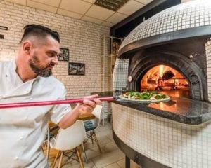 Motorista, Pizzaiolo - R$ 1.574,00 - Trabalhar em escalas, ser pontual - Rio de Janeiro 