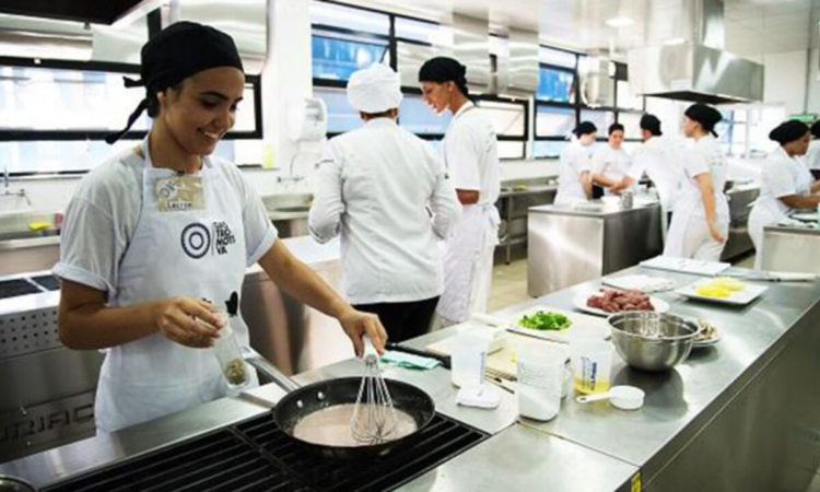 Cozinheiro, Supervisor de Eventos - R$ 1.600,00 - Trabalhar em escalas, ser dinâmico - Rio de Janeiro 
