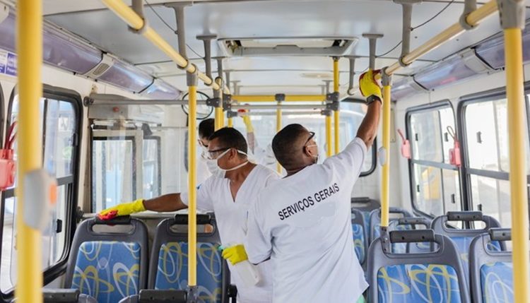 Servente para limpeza de Ônibus, auxiliar de produção, auxiliar de cozinha - R$ 1.136,00 - Rio de janeiro 
