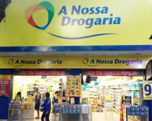 A Nossa Drogaria vagas para atendente de loja feminino, atendente de caixa - Rio de Janeiro 