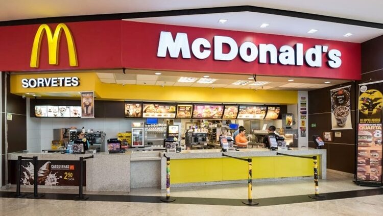 McDonald's vagas atendente de restaurante, atendente part time - RJ